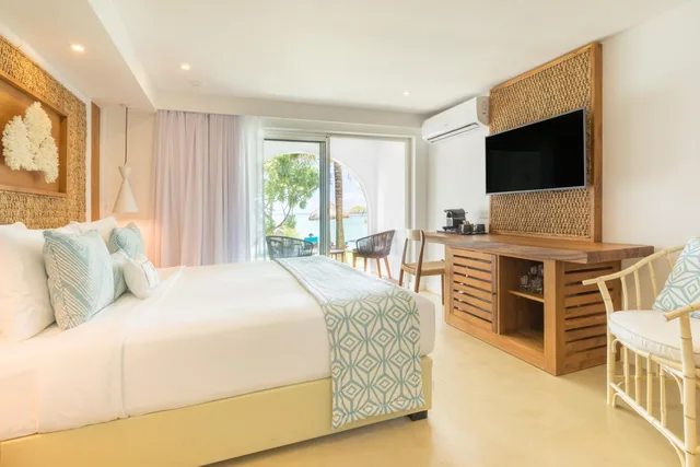 Charm Room، Seasense Boutique Hotel And Spa - Adults Only 1/3