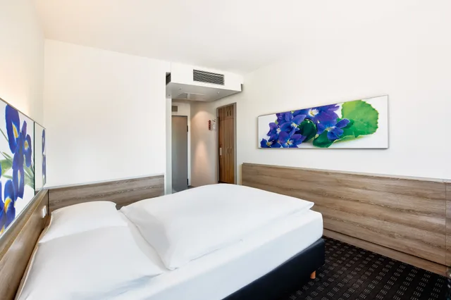 غرفة كومفورت بسريرين منفصلين، Sunday Hotel Frankfurt Airport 3/10