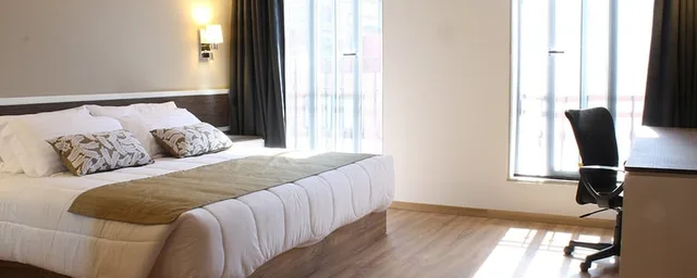 Room, King Bed, Hotel Plaza Revolucion 3/5