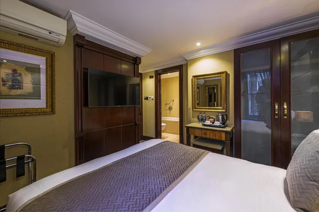 غرفة صغيرة مزدوجة، Hyde Park International Hotel 4/10