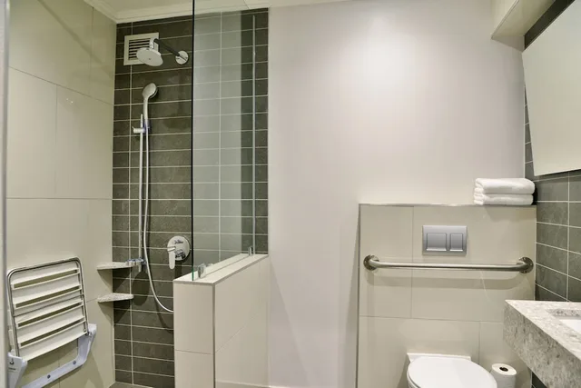 غرفة بسرير مزدوج لذوي الإعاقة، Town Lodge Menlo Park 2/2