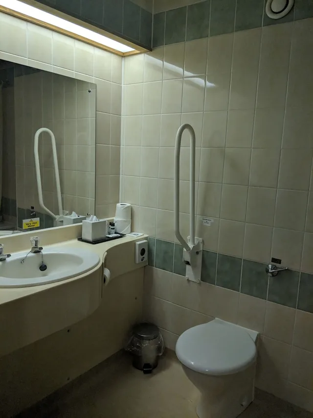 غرفة قياسية بسرير مزدوج وسرير فردي لذوي الإعاقة، Best Western Ipswich Hotel And Spa 6/6