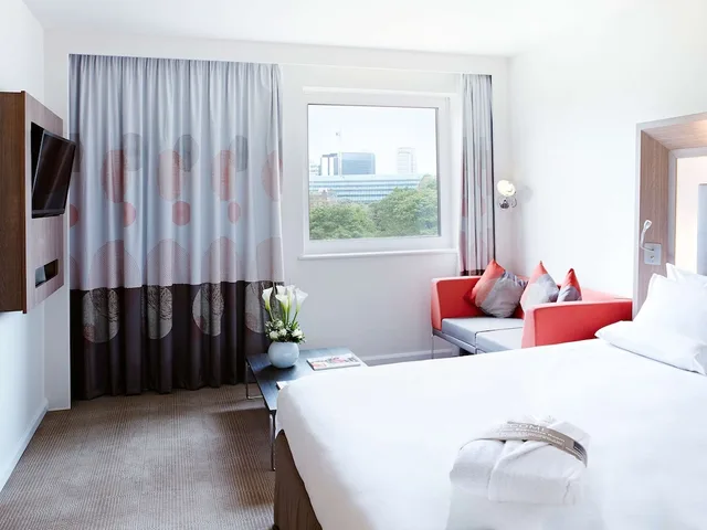 غرفة تنفيذية بسرير كوين مع أريكة، Novotel London Waterloo 3/10