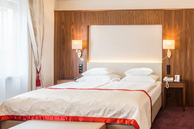 Classic, Double Bed, Stefanie 4/10