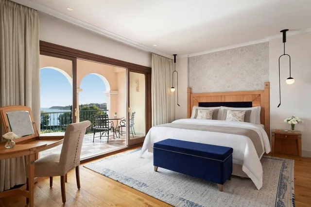 إقامة بسرير كينج بإطلالة على البحر بشرفة بغرفة نوم واحدة، St Regis Mardavall Mallorca Resort 3/9