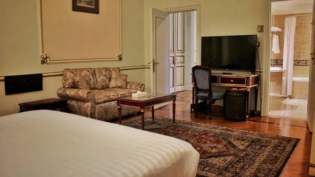 Golden Royal Suite Sea View، Windsor Palace Luxury Heritage Hotel Since 1906 5/10