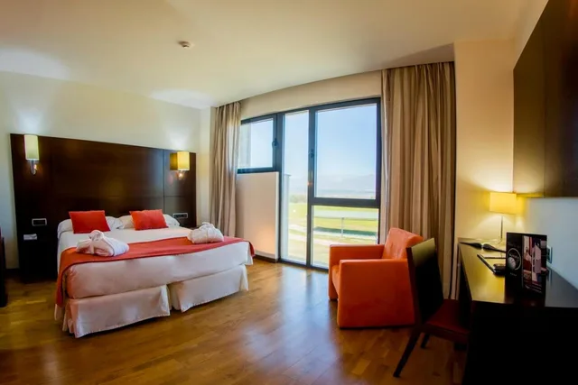 Junior Suite, Hospedium Valles de Gredos Golf 3/7