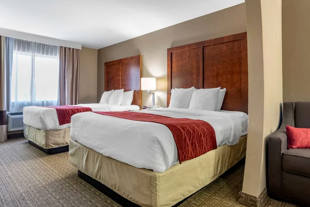 جناح بسريرين كوين، Comfort Inn & Suites Leeds I-20 1/4