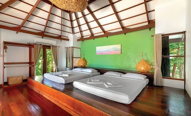 Pool, Suite, 1 King and 2 Double Beds, Captain Hook Resort Koh Kood 4/4