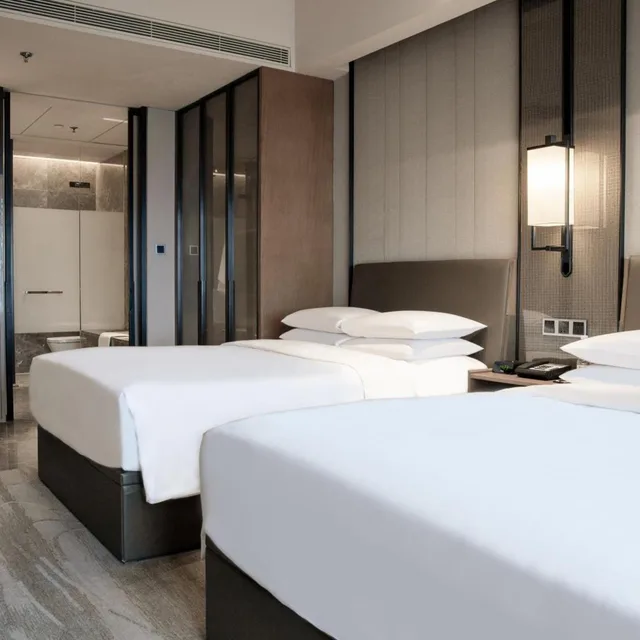 غرفة تنفيذية بسريرين منفصلين بإطلالة على الجبل، Chongqing Marriott Hotel 4/10
