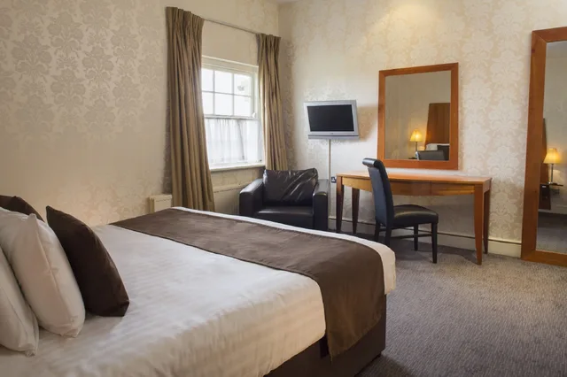 Standard, King Bed, The Regency Hotel Solihull Formely Corus Solihull Hotel 1/3