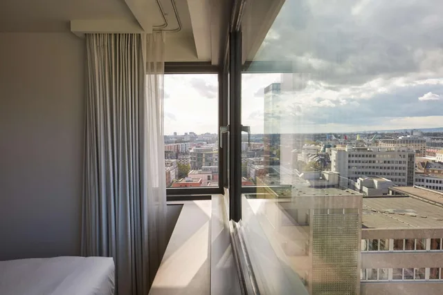Superior, Queen Bed, Best View، Scandic Frankfurt Museumsufer 1/3