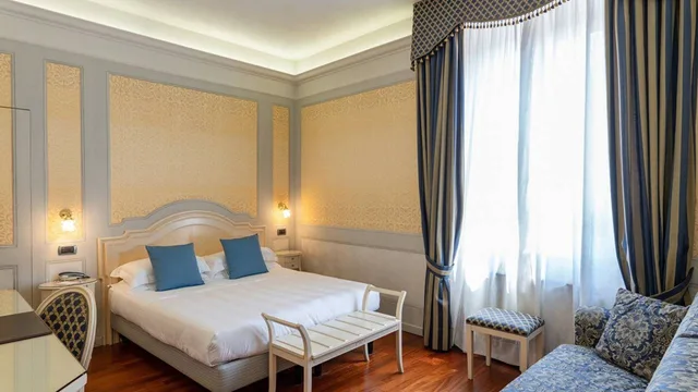 غرفة ديلوكس بسرير مزدوج، Phi Hotel Canalgrande 5/6