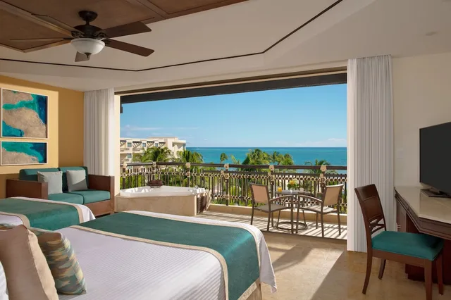 Preferred Club, 2 Double Beds, Pool Front, Ocean View، Dreams Riviera Cancun 3/4