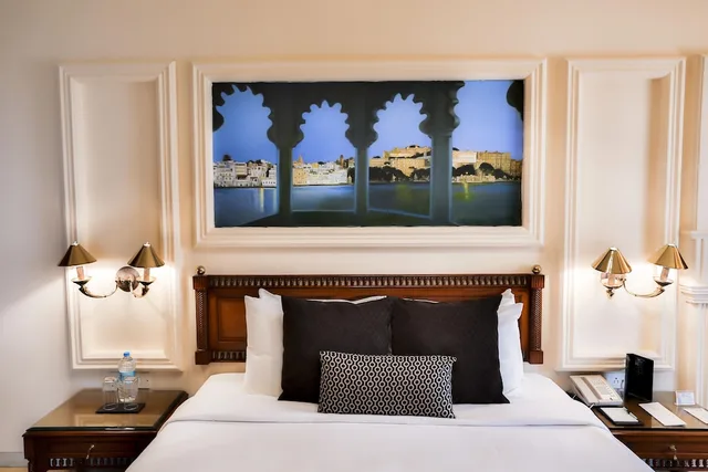 Luxury, Suite, King Bed, Beach Side, Ocean View، Sun N Sand 6/8