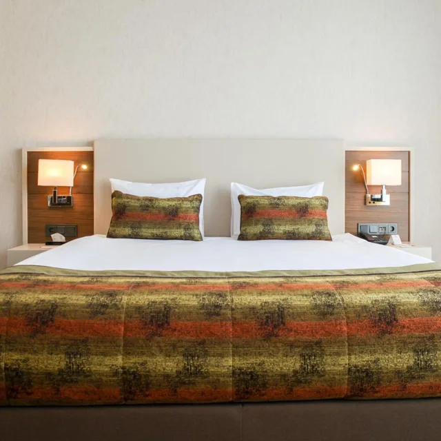 غرفة كبيرة بسرير مزدوج، Hm Commerce Hotel 9/10