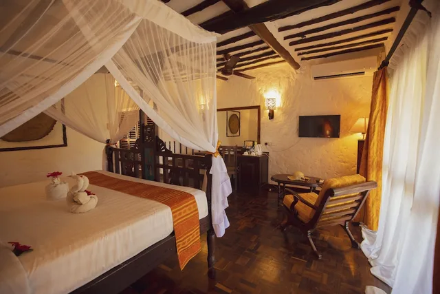 غرفة ديلوكس بسرير مزدوج بإطلالة على الحديقة، Zanzibar Beach Resort 1/3