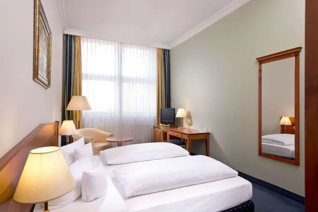 غرفة قياسية مزدوجة، Wyndham Garden Berlin Mitte 1/2