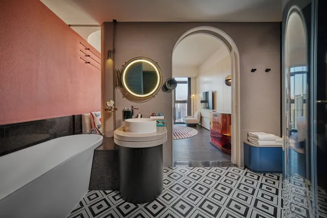 غرفة قياسية بسرير كينج، Hotel Indigo Zhuhai Xiangzhou by IHG 1/10