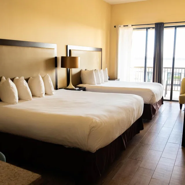 غرفة بسرير مزدوج لذوي الإعاقة، Key West Resort on Lake Dora 2/5