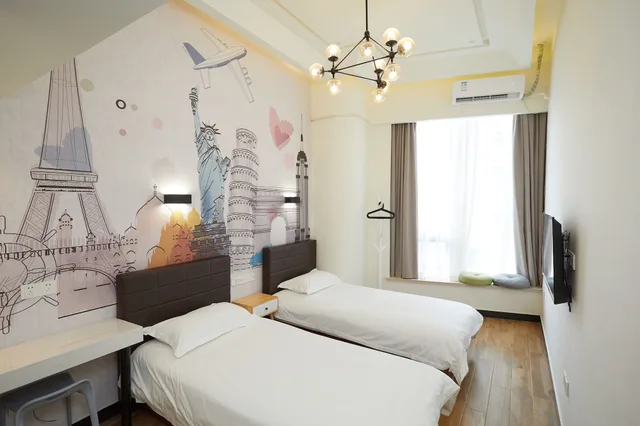 غرفة عائلية بسريرين منفصلين، Shanghai Meego Youth Hostel 3/6