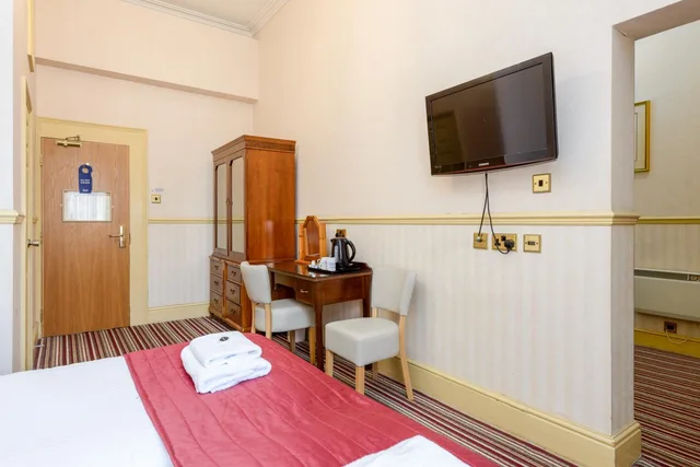 غرفة ثلاثية بإطلالة على البحر، Hotel Prince Regent 6/8