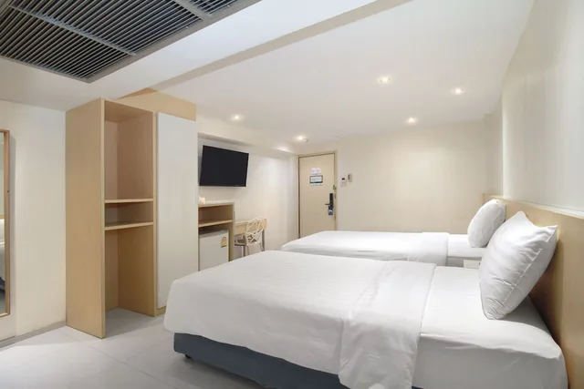 غرفة قياسية بسريرين منفصلين، Ten Stars Hotel Pratunam 2/10
