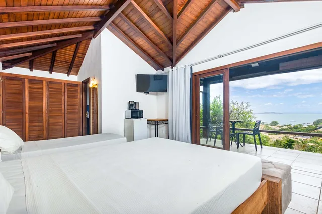 غرفة سوبيريور ثلاثية بسرير مزدوج وسرير فردي في الملحق، Ilha Branca Exclusive Hotel 1/9