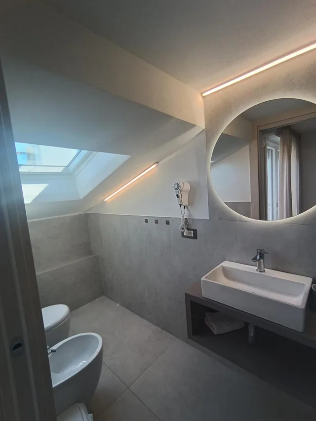 غرفة سوبيريور ثلاثية بإطلالة على البحر، Hotel Cannes 7/7