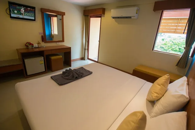 غرفة قياسية بسرير مزدوج، Twin Palms Resort 3/3