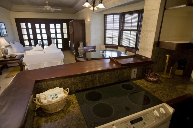 2 Bedroom Ocean View Suite - Private Plunge Pool, The Crane Resort 2/2