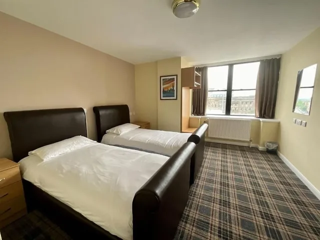 غرفة قياسية بسريرين منفصلين، Britannia Inn Glasgow 2/10