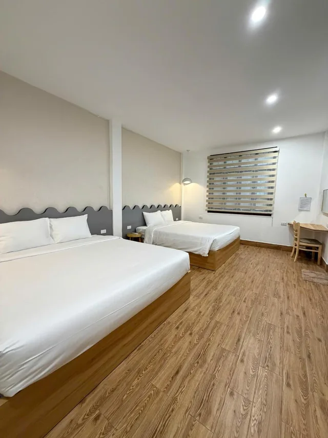 جناح عائلي، SKYLARK HOTEL 1/1