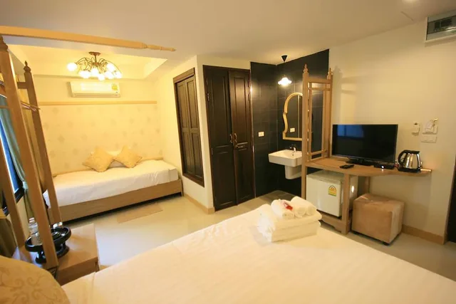 Premier, Single Bed, Queen Bed, Namamema Boutique Hotel 4/6
