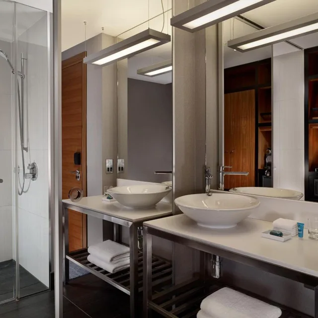Urban, Guest Room, King Bed, High Floor، Aloft London Excel 6/9