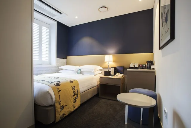 غرفة قياسية بسرير مزدوج، The Grand Hotel Myeongdong 1/4