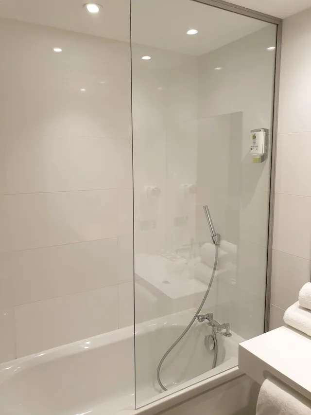 Studio, 1 Double and 1 Single Bed, Aparthotel Victoria Garden Bordeaux Center 7/9
