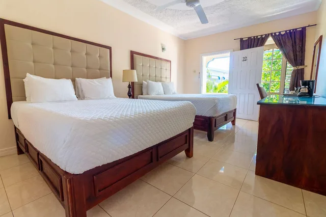 غرفة سوبيريور، Travellers Beach Resort 2/3