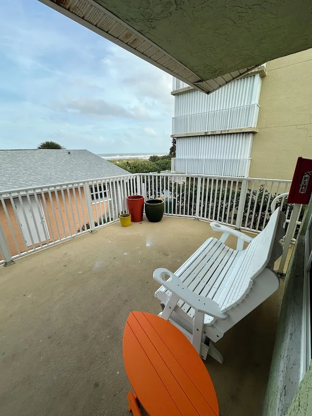 2 Bedrooms, Executive, Cottage, 1 Queen and 1 Double Bed, Partial Ocean View, Sofa, Balcony, Coco Sands Beachside Cottages 5/6