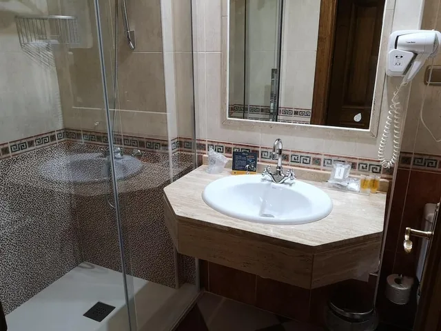 غرفة اقتصادية بسرير كوين، Hotel Avenida Tropical By Bossh 4/4