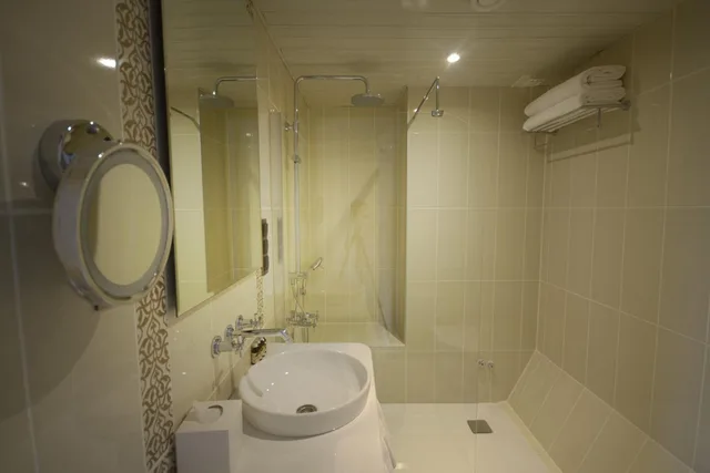 غرفة بانورامية بسرير كينج بإطلالة، Hich Hotel Konya 2/5