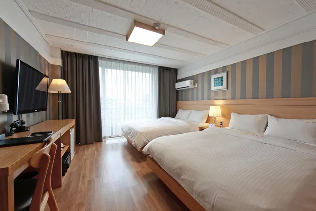 غرفة عائلية بسريرين منفصلين، Benikea Swiss Rosen Hotel 2/10
