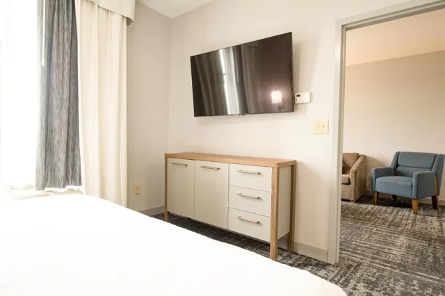 جناح بسريرين كوين مع أريكة لذوي الإعاقة، Homewood Suites by Hilton Houma LA 3/6