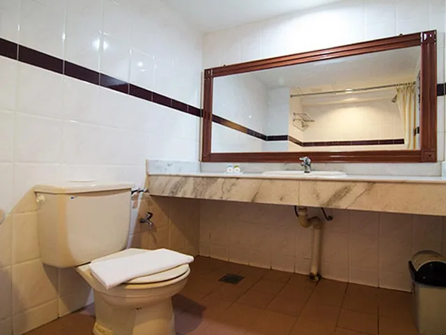 Superior, Double or Twin Bed, Coral Bay Resort 1/1