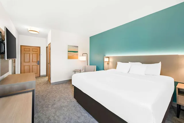 غرفة بسرير كينج، Comfort Inn & Suites Chillicothe 1/4