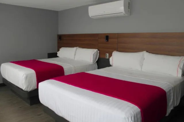 غرفة، Hotel MX aeropuerto CDMX, Trademark Collection by Wyndham 1/5