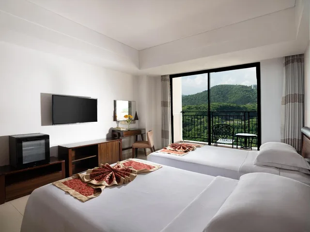 غرفة ديلوكس بإطلالة على المدينة، Barry Boutique Seaview Hotel Sanya 5/6