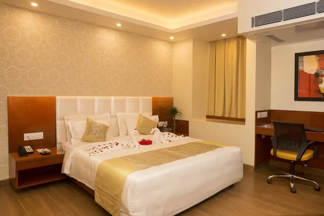 غرفة ديلوكس بسرير كوين، Hotel Amalfi Grand 1/5