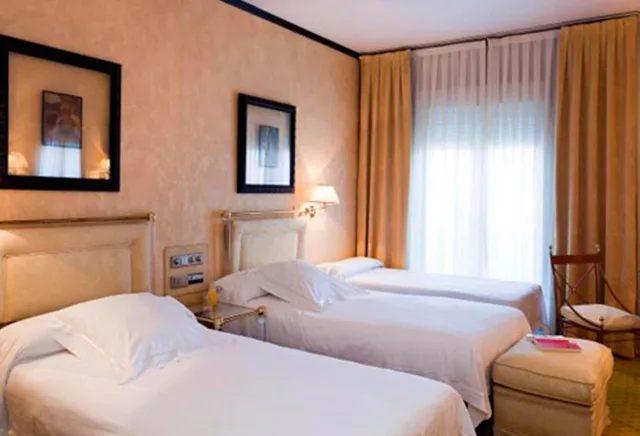 غرفة بسرير مزدوج مع سرير إضافي، Inhala Hotel Garden 1/8