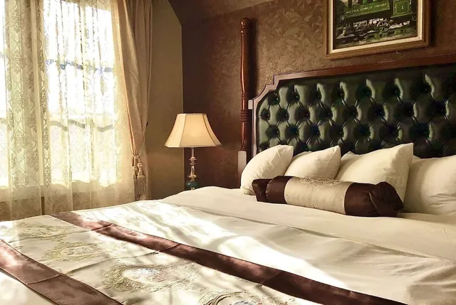 غرفة بسرير كوين، Eureka Inn, Trademark Collection by Wyndham 2/5